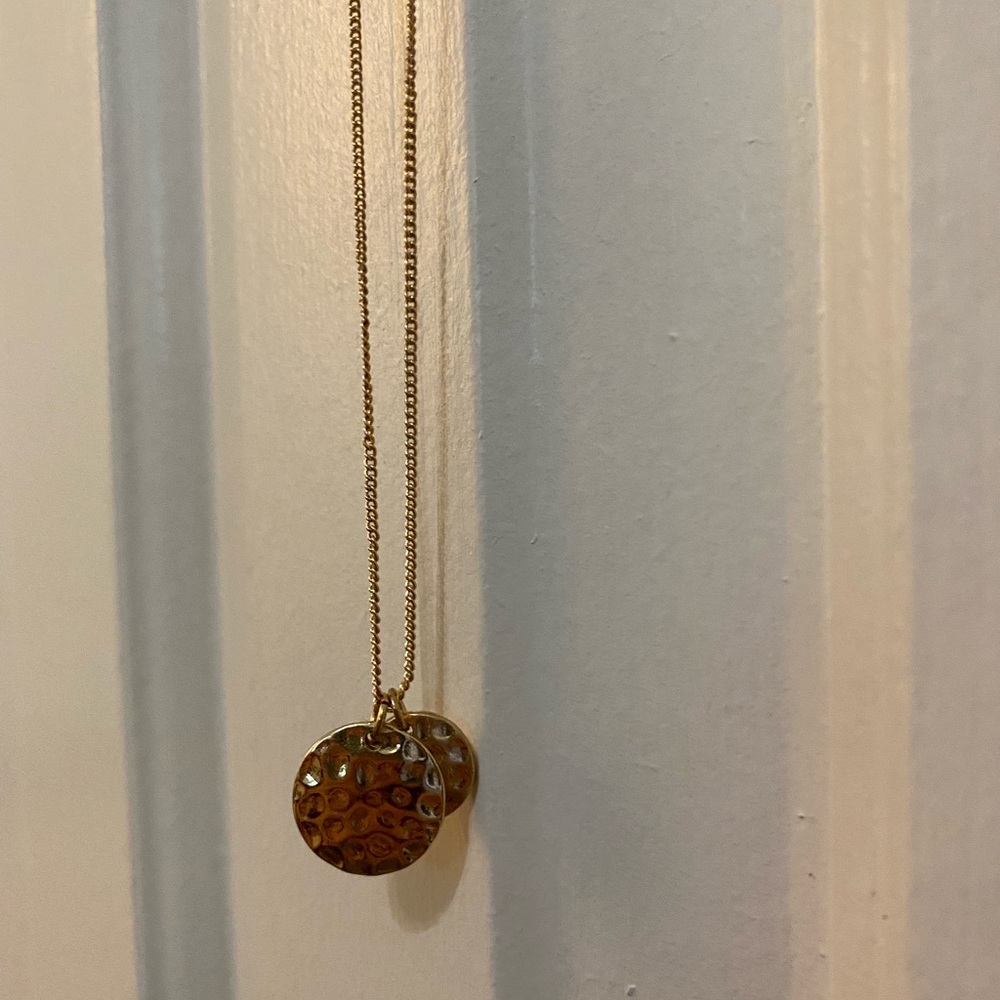Long necklace